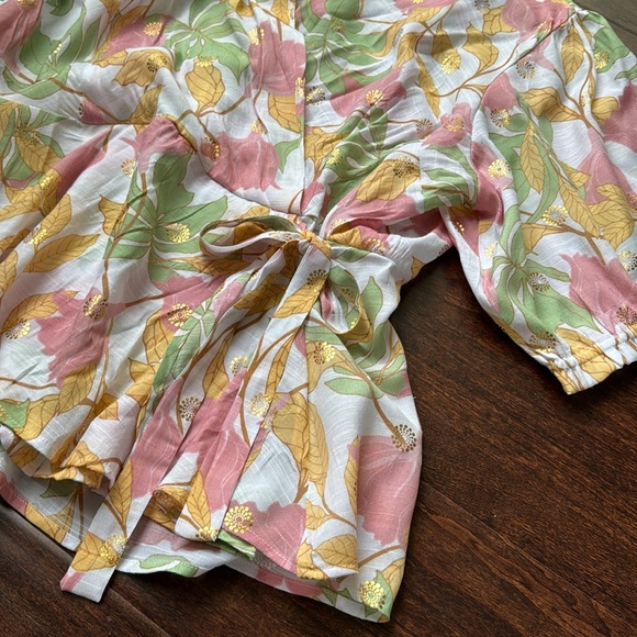Harve Benard Floral Print Surplice Top - Picture 7 of 8